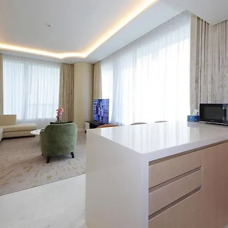 Mount10 Luxury Apartment